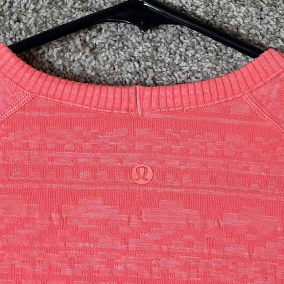Lululemon Rest Less Pullover Women's  8 Pink Long Sleeve Athletic Workout - Picture 3 of 7